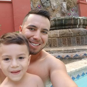 Meet your Posher, Juan